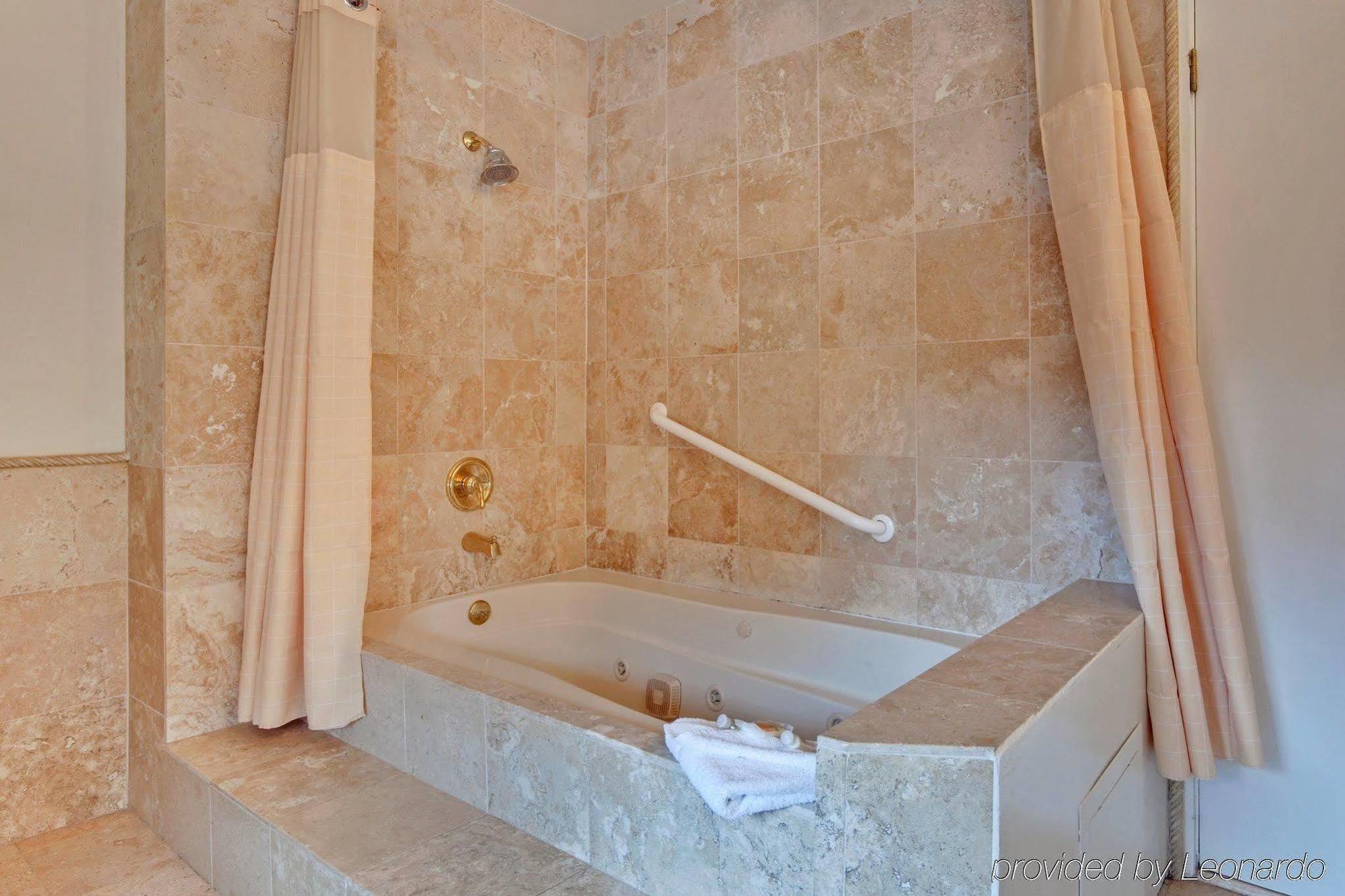 Resort Laguna Beach, An Ihg 3*